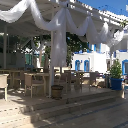 Zuzu's Kitchen & Apartahotel Gümbet